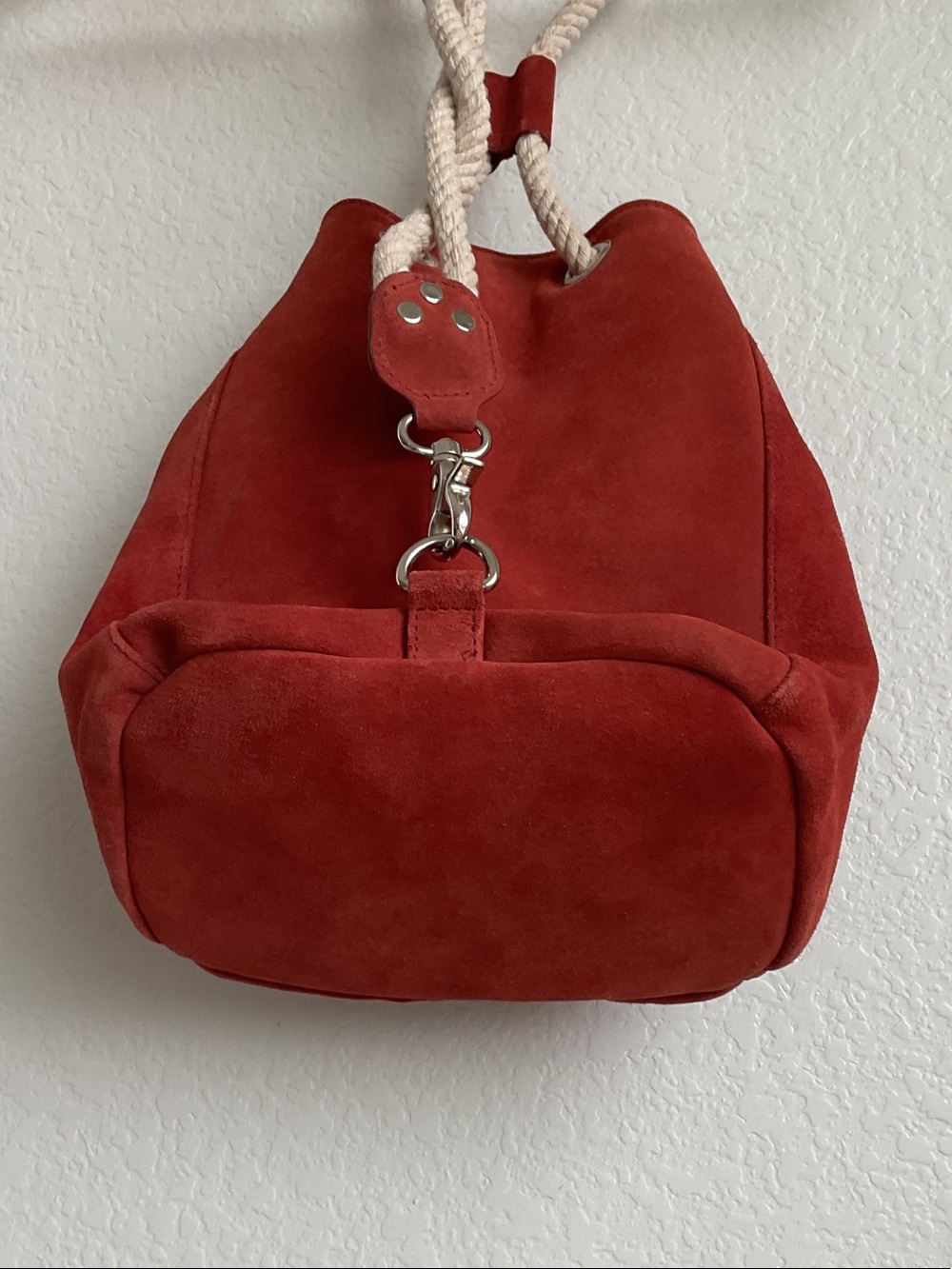 NWT Urban Outfitters Suede Drawstring Hobo Bag in Coral - Picture 5 of 16